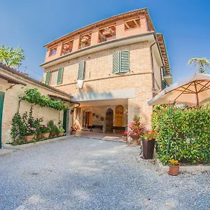 Landhaus I Due Cipressi, Torrenieri